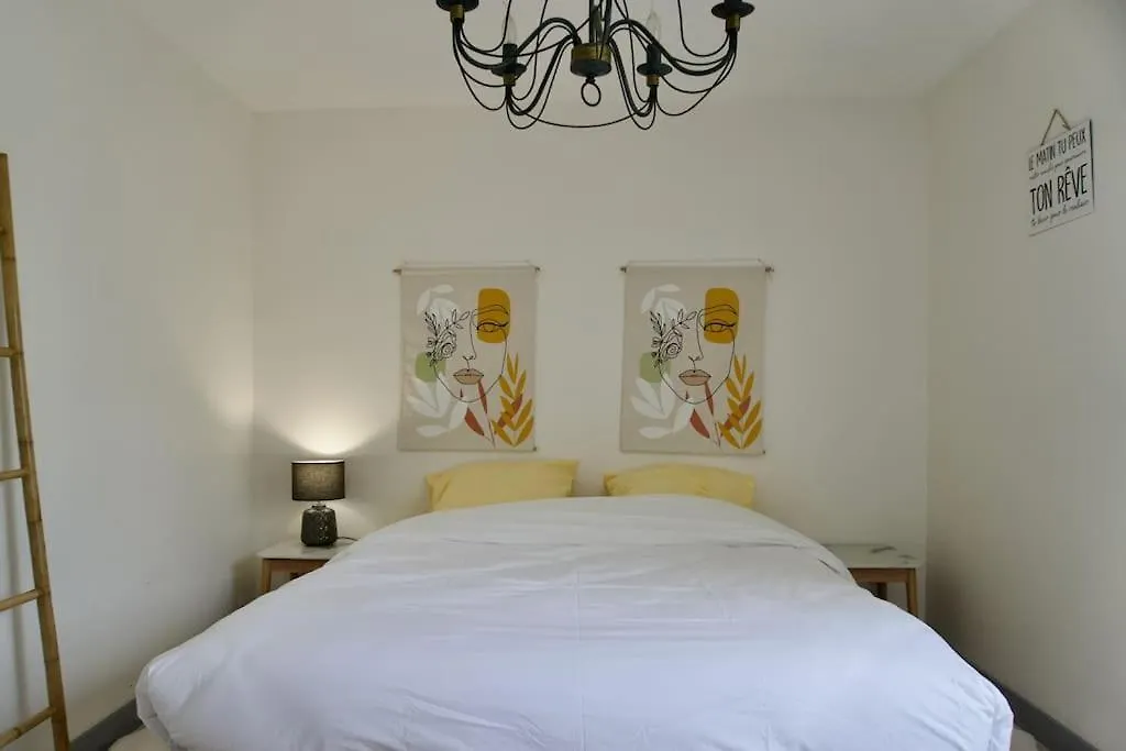 Διαμέρισμα Charmante Maison De Famille Avec Jardin Saint-Caradec